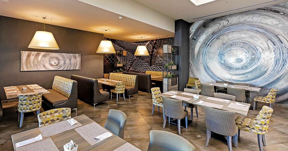 Aqua-Paradise-Resort-RESTAURANT-2021-01