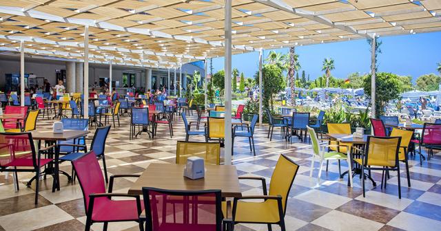 Lonicera-Resort-and-Spa-RESTAURANT-TERRACE-2020