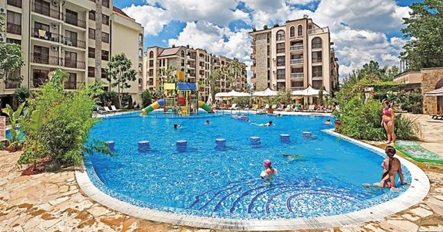Cascadas-Family-Resort-POOL
