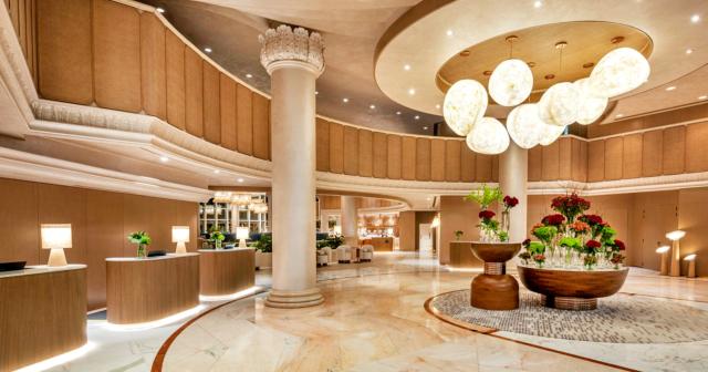 Sheraton-Jumeirah-Beach-Resort-LOBBY-2025-01
