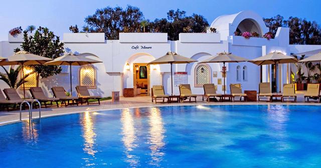 Royal-Nozha-POOL