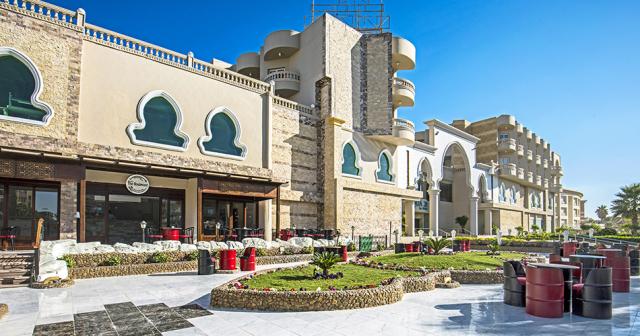 Aqua-Joy-Resort-By-Sunrise-BOULEVARD