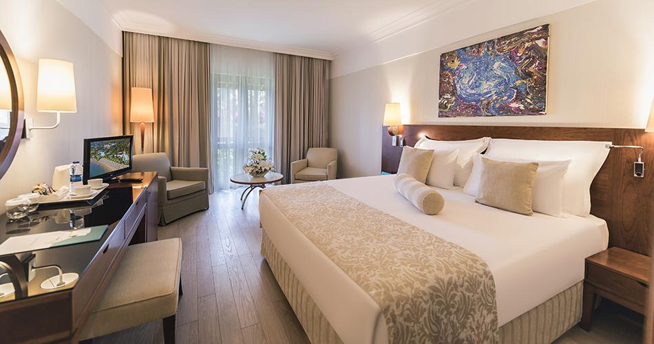 Turquoise-ROOM