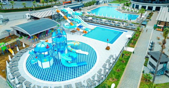 Lonicera-Premium-AQUAPARK-2024-02