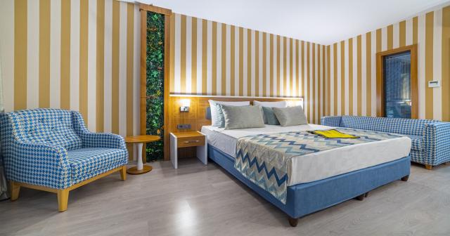 Lonicera-Premium-PREMIUM-SUITE-01