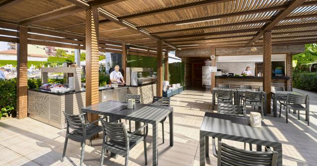 Seaden-Valentine-Resort-and-Spa-SNACK-BEACH-RESTAURANT-2025