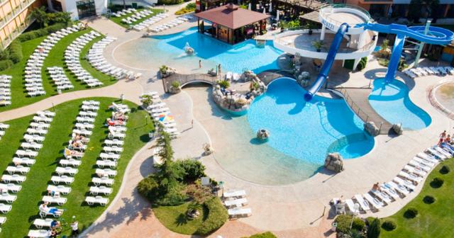 Trakia-Plaza-and-Apartments-POOL-4