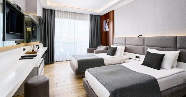 Kaila-Beach-Hotel-DELUXE-FAMILY-ROOM-2025