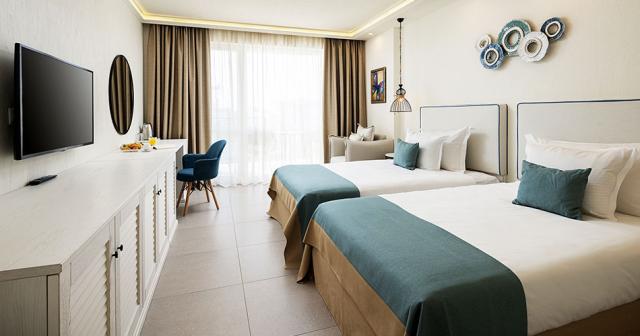 Siena-Premium-Retreat-ROOM