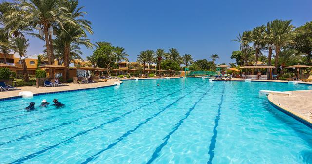 Golden-Beach-Resort-POOL-2023-01