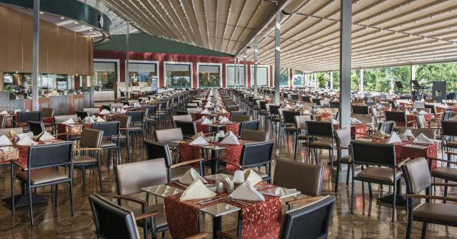 Delphin-Deluxe-RESTAURANT-TERRACE-2024-NEW