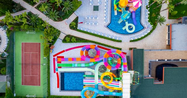 Delphin-Deluxe-AQUAPARK-2024-NEW-02