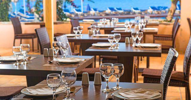 Silva-Beach-RESTAURANT