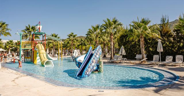 Caretta-Island-2024-KIDS-POOL