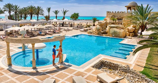 Steigenberger-Marhaba-Thalasso-POOLVIEW
