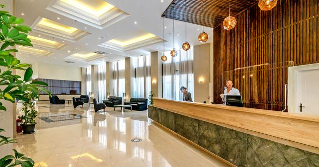 Castellum-Suites-RECEPTION