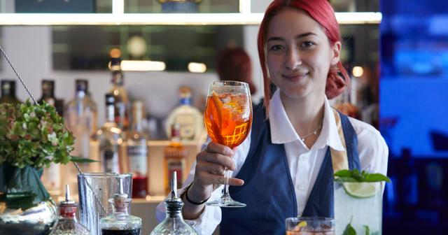 Hotel-I-Resort-Beach-Hotel-DRINK