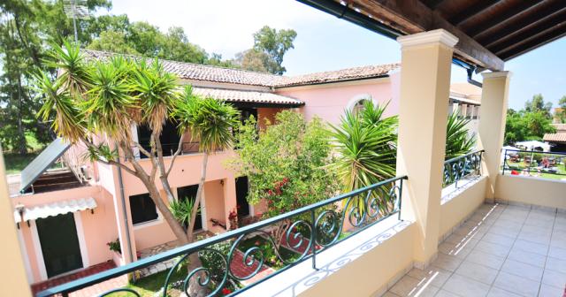 Acharavi-Garden-BALCONY