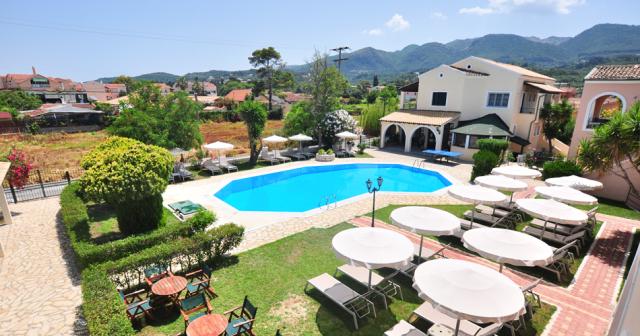 Acharavi-Garden-POOL-AREAL