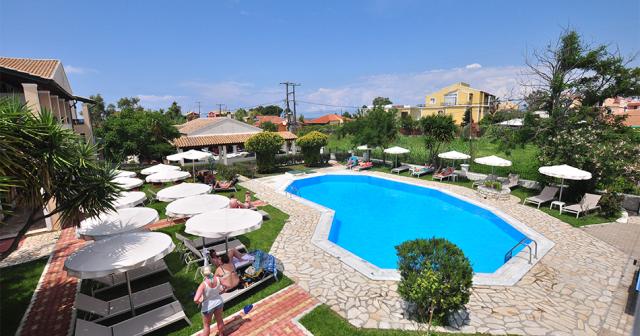 Acharavi-Garden-POOL