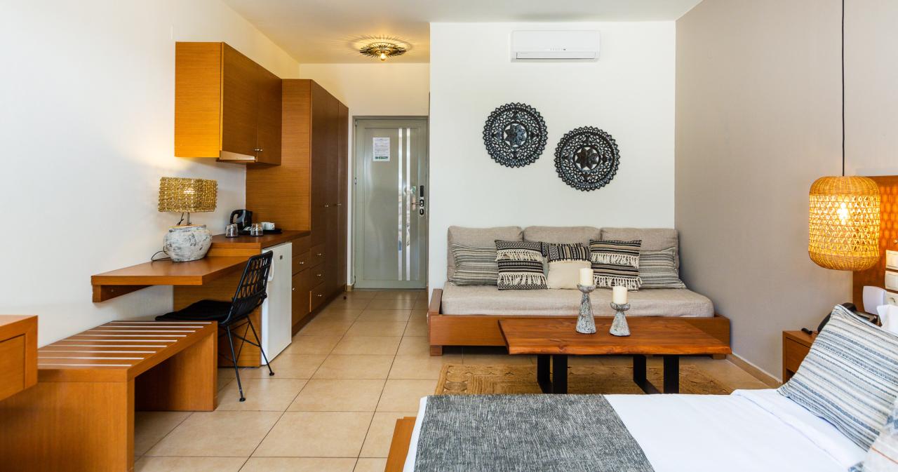 Nostos-Beach-Boutique-STANDARD-ROOM-POOL-AND-MOUNTAIN-VIEW-2025