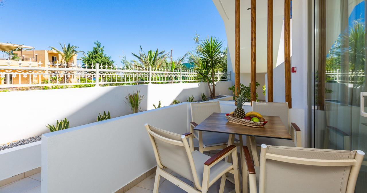 Nostos-Beach-Boutique-SUPERIOR-ROOM-GARDEN-VIEW-2025-05
