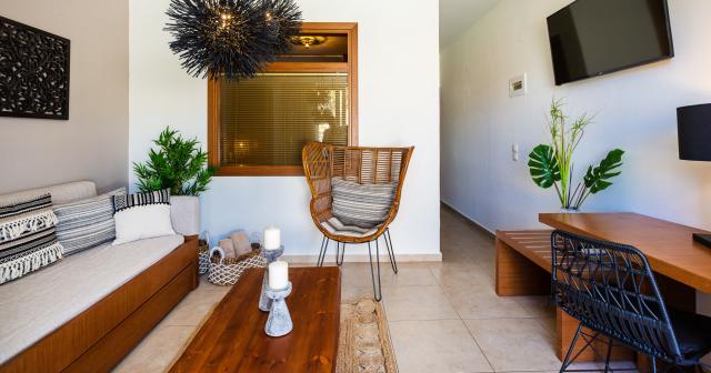 Nostos-Beach-Boutique-SUPERIOR-ROOM-GARDEN-VIEW-2025-01