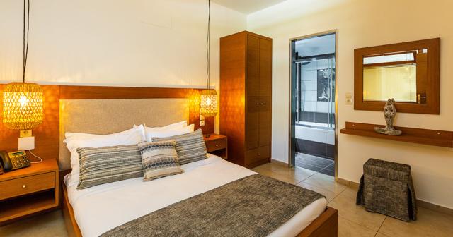 Nostos-Beach-Boutique-ROOM-SUPERIOR-GARDEN-VIEW-02