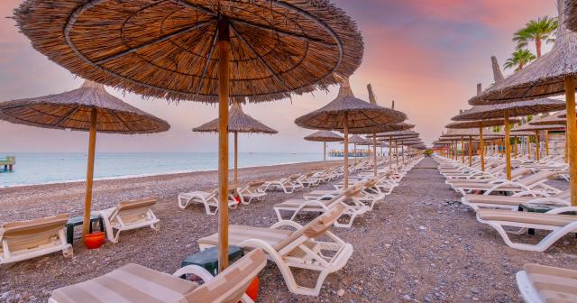 Meryan-2025-BEACH-02