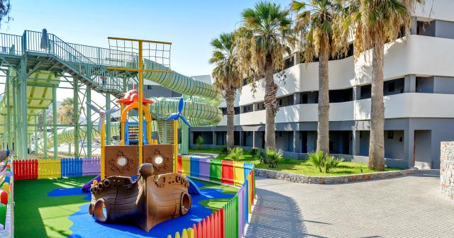 Arina-Beach-KIDS-CLUB-2025-01