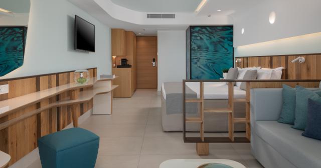 Arina-Beach-PENTHOUSE-2025