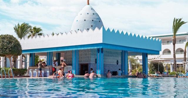 Barcelo-Concorde-Marco-Polo-POOL-BAR-2025