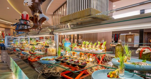Delphin-Be-Grand-2025-BUFFET-02