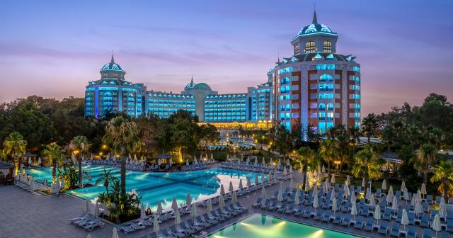 Delphin-Be-Grand-2025-HOTEL-OVERVIEW-01