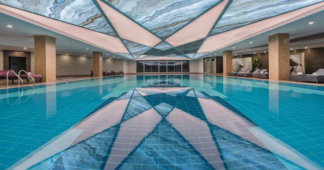 Delphin-Be-Grand-2025-INDOOR-POOL