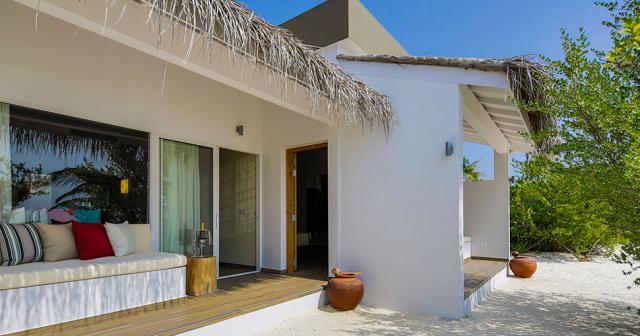 Cocoon-Maldives-FAMILY-BEACH-VILLA-2021-02