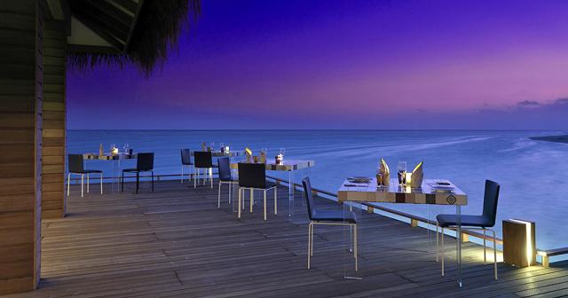 Cocoon-Maldives-MANTA-RESTAURANT-2021-01