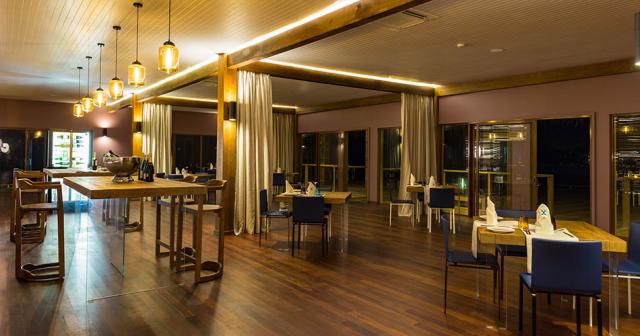 Cocoon-Maldives-MANTA-RESTAURANT-2021-02