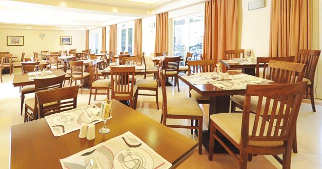 Hellinis-RESTAURANT