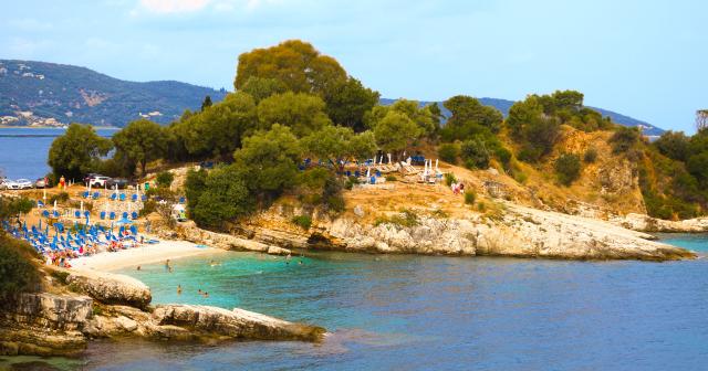 Kanoni-beach-02