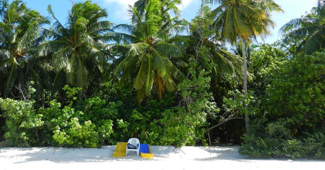 Embudu-Village-BEACH-04