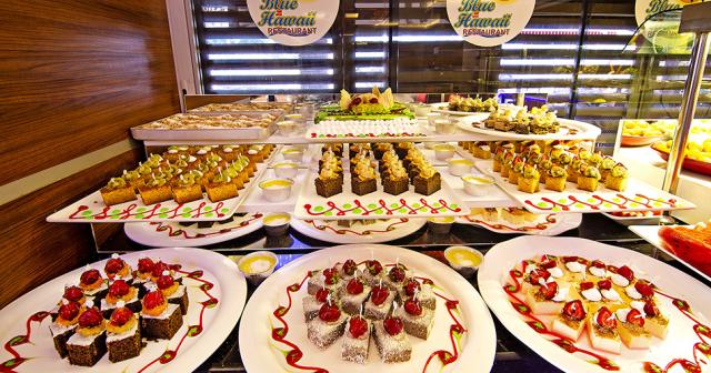 Kleopatra-Blue-Hawaii-BUFFET-01