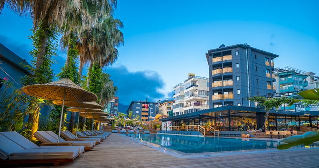 Cooks-Club-Alanya-POOL-03