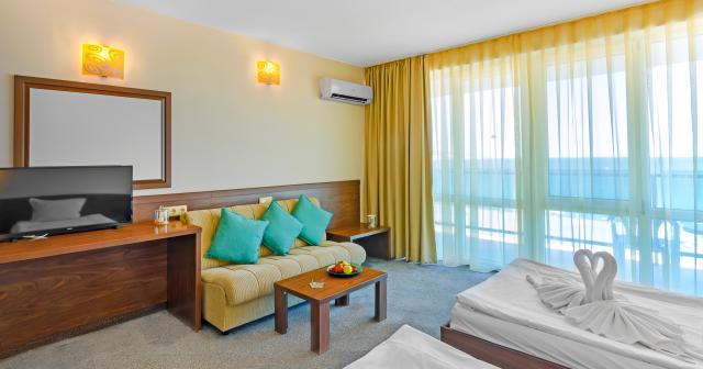 Glarus-2024-ROOM-01