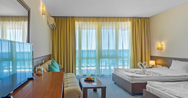 Glarus-2024-ROOM-02