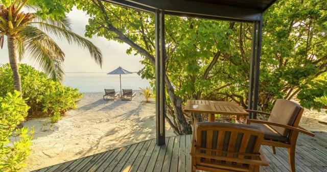 Komandoo-BEACH-02