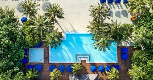 Sun-Siyam-Olhuveli-POOL-02