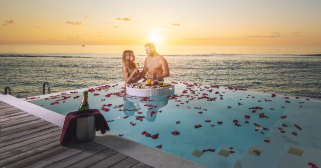 Sun-Siyam-Olhuveli-2025-POOL-02