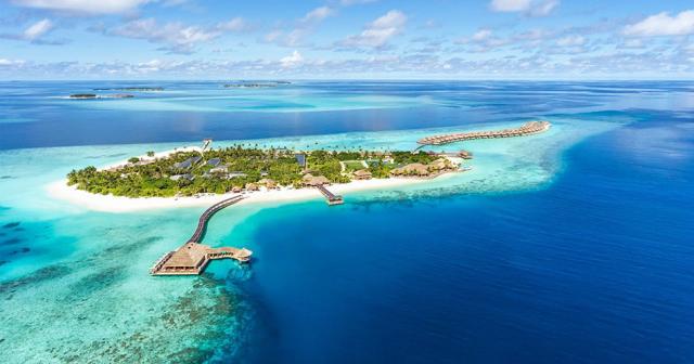 Hurawalhi Island Resort