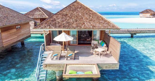 Hurawalhi-Island-Resort-BUILDING